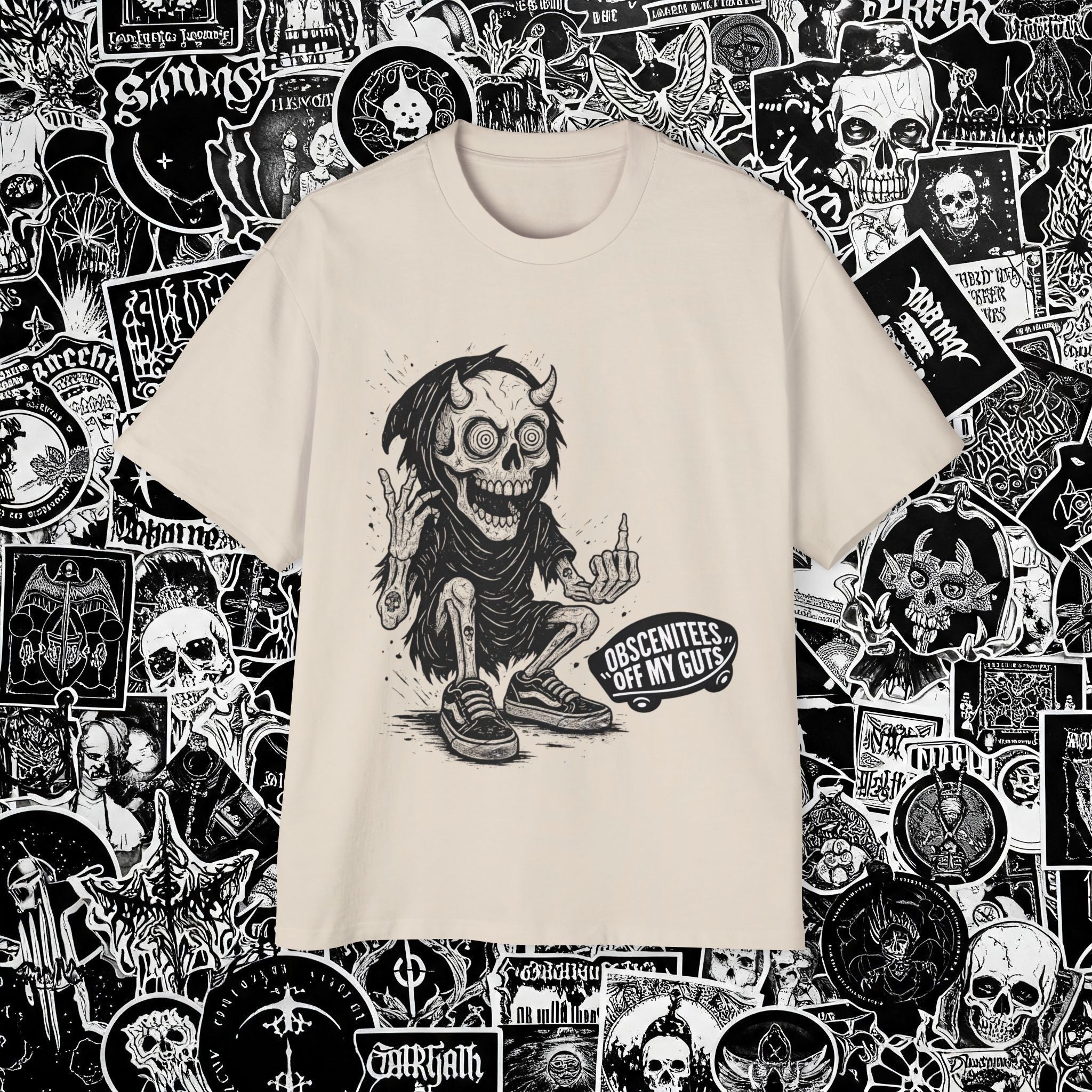 OFF MY GUTS OVERSIZED TEE